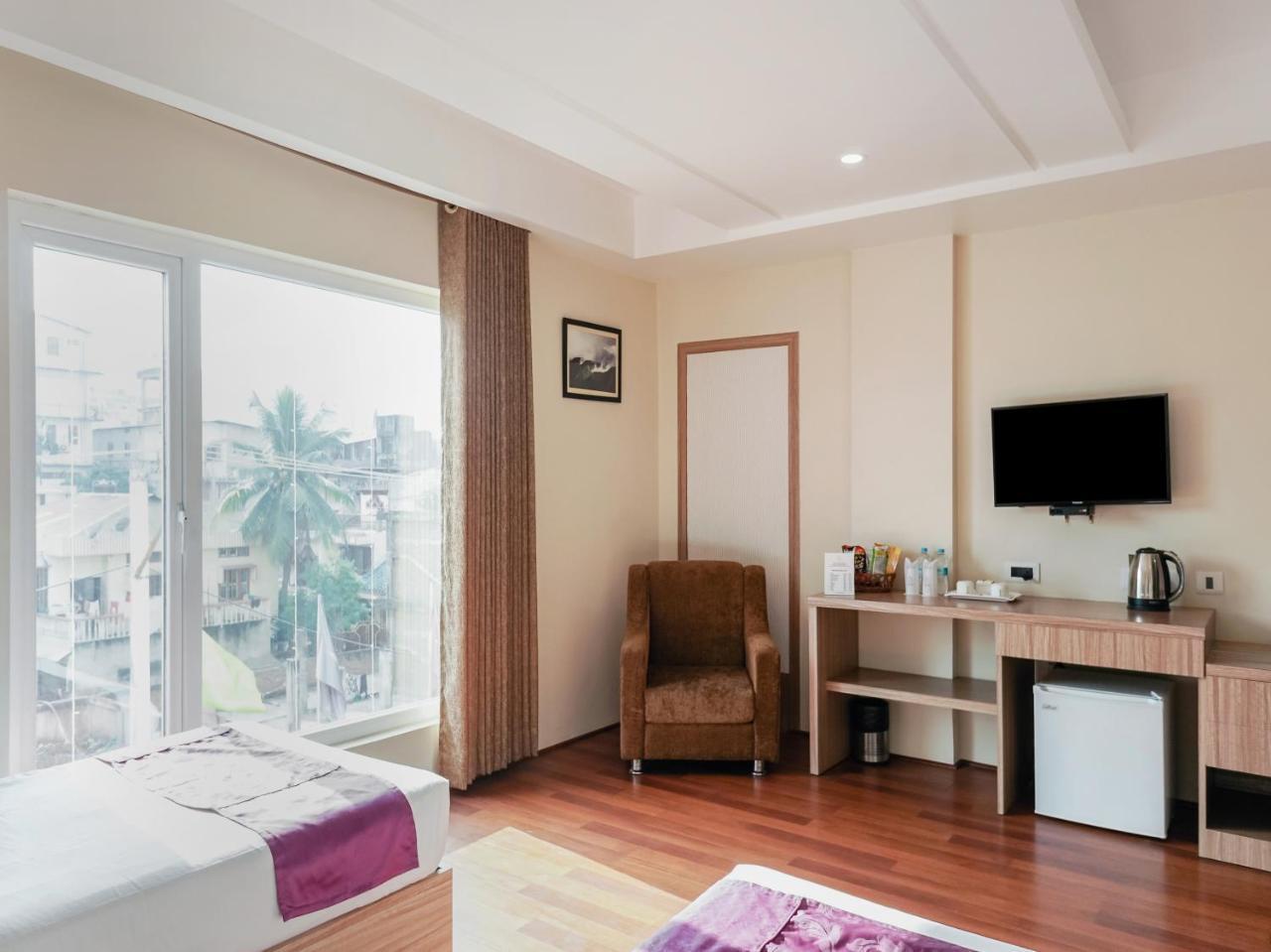 Treebo Tryst The Kalyaniz Guwahati Ngoại thất bức ảnh