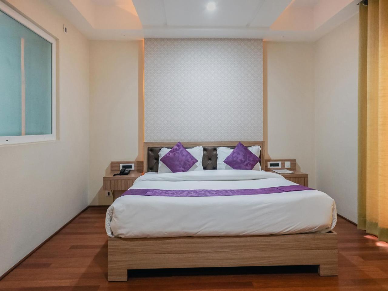 Treebo Tryst The Kalyaniz Guwahati Ngoại thất bức ảnh