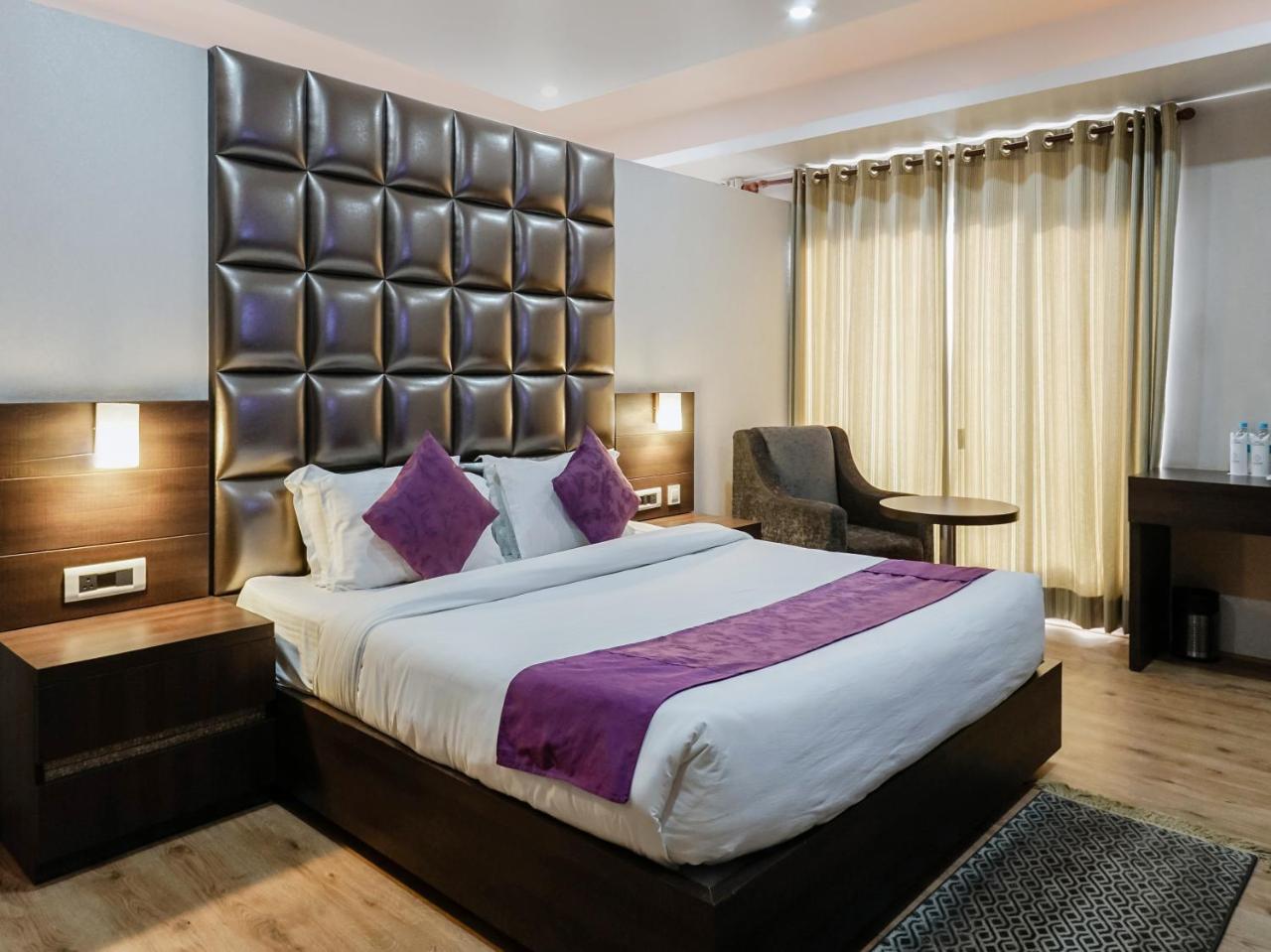 Treebo Tryst The Kalyaniz Guwahati Ngoại thất bức ảnh