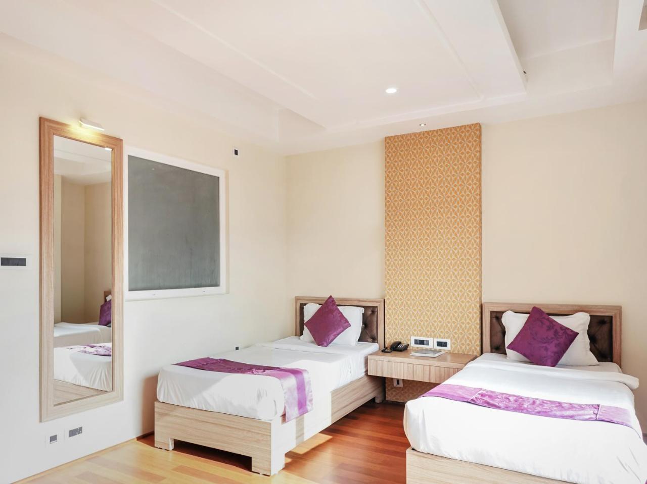 Treebo Tryst The Kalyaniz Guwahati Ngoại thất bức ảnh